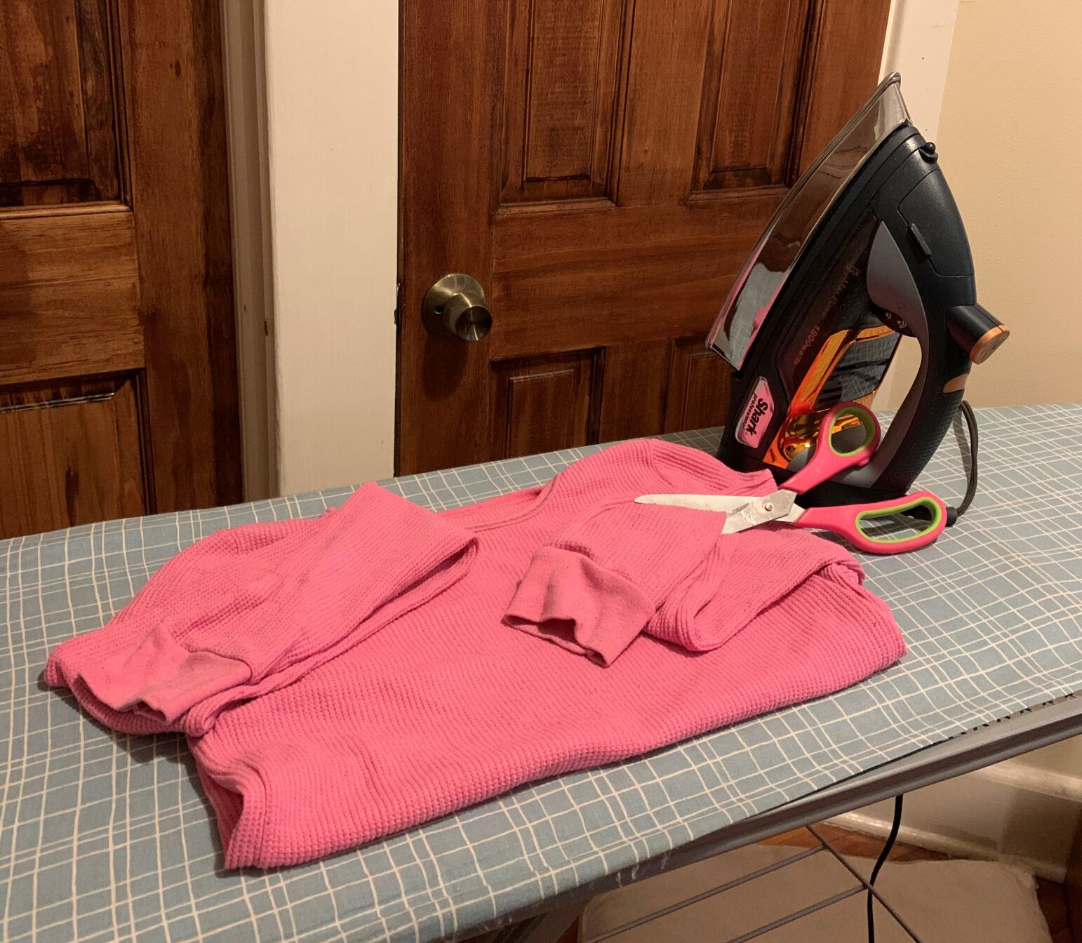Do-it-yourself recycled shirt craft